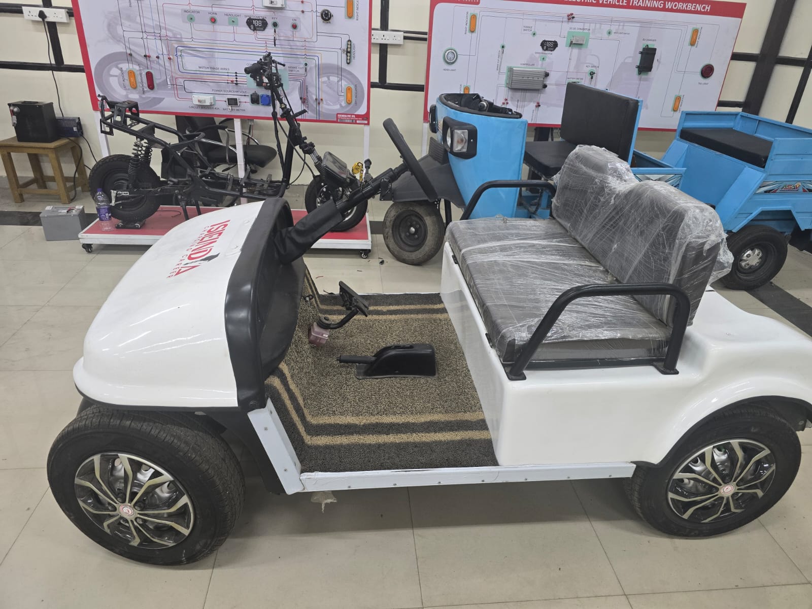 4-wheeler working model-Golf Cart Type